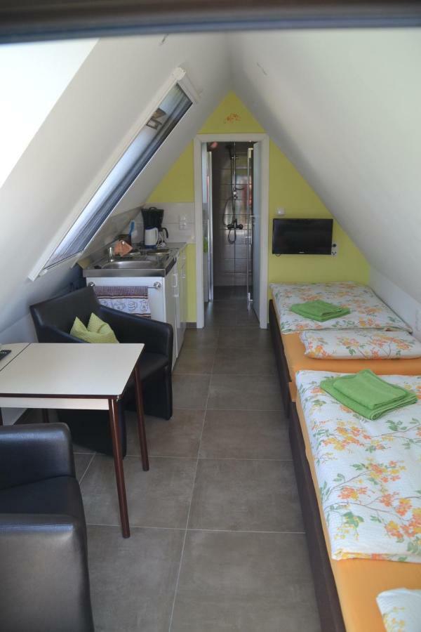 Radlerwohnung Bei Familie Saupe ชาโพรเดอ ภายนอก รูปภาพ
